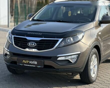 Киа Sportage, объемом двигателя 12.58 л и пробегом 269 тыс. км за 8900 $, фото 3 на Automoto.ua