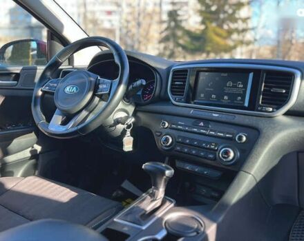 Киа Sportage, объемом двигателя 1.6 л и пробегом 118 тыс. км за 18800 $, фото 9 на Automoto.ua