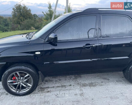 Киа Sportage, объемом двигателя 2 л и пробегом 300 тыс. км за 7950 $, фото 3 на Automoto.ua