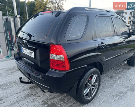 Киа Sportage, объемом двигателя 2 л и пробегом 300 тыс. км за 7950 $, фото 4 на Automoto.ua