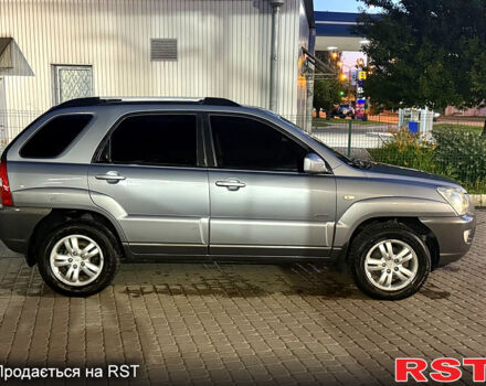 Кіа Sportage, об'ємом двигуна 2 л та пробігом 268 тис. км за 7500 $, фото 6 на Automoto.ua