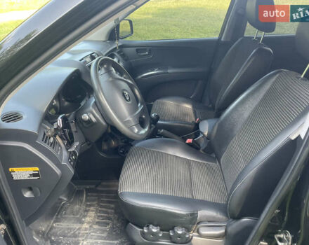 Киа Sportage, объемом двигателя 2 л и пробегом 300 тыс. км за 7950 $, фото 9 на Automoto.ua