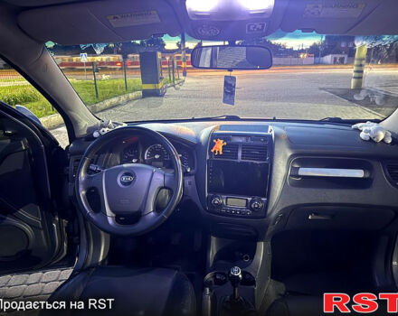 Кіа Sportage, об'ємом двигуна 2 л та пробігом 268 тис. км за 7500 $, фото 9 на Automoto.ua