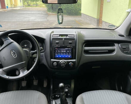Киа Sportage, объемом двигателя 2 л и пробегом 236 тыс. км за 7800 $, фото 17 на Automoto.ua