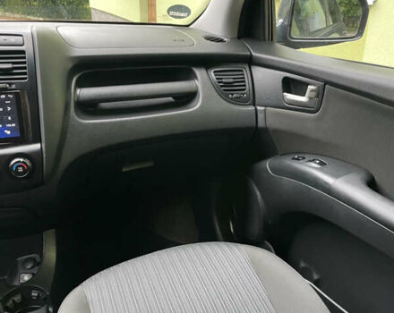 Киа Sportage, объемом двигателя 2 л и пробегом 236 тыс. км за 7800 $, фото 19 на Automoto.ua