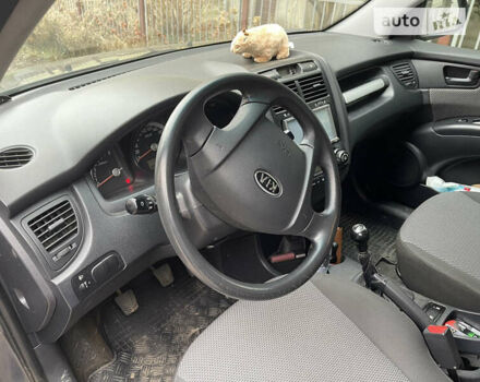 Киа Sportage, объемом двигателя 2 л и пробегом 105 тыс. км за 8200 $, фото 12 на Automoto.ua