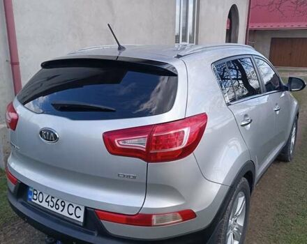 Киа Sportage, объемом двигателя 1.7 л и пробегом 319 тыс. км за 12000 $, фото 5 на Automoto.ua