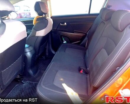 Киа Sportage, объемом двигателя 2 л и пробегом 131 тыс. км за 10200 $, фото 5 на Automoto.ua