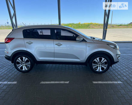 Киа Sportage, объемом двигателя 2 л и пробегом 136 тыс. км за 13000 $, фото 3 на Automoto.ua