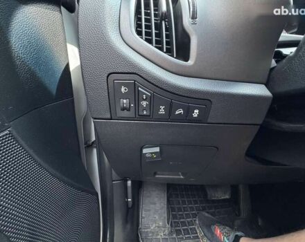 Киа Sportage, объемом двигателя 0 л и пробегом 186 тыс. км за 12300 $, фото 25 на Automoto.ua