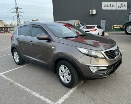 Кіа Sportage, об'ємом двигуна 2 л та пробігом 245 тис. км за 10999 $, фото 3 на Automoto.ua