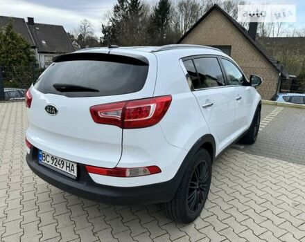 Киа Sportage, объемом двигателя 1.7 л и пробегом 194 тыс. км за 12500 $, фото 5 на Automoto.ua