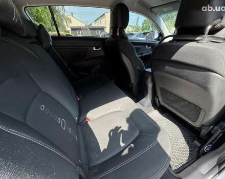 Киа Sportage, объемом двигателя 0 л и пробегом 186 тыс. км за 12300 $, фото 2 на Automoto.ua