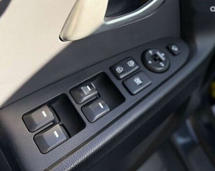 Кіа Sportage, об'ємом двигуна 2 л та пробігом 206 тис. км за 11500 $, фото 16 на Automoto.ua