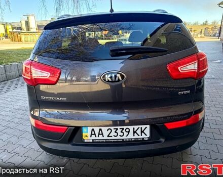 Кіа Sportage, об'ємом двигуна 1.7 л та пробігом 215 тис. км за 12000 $, фото 3 на Automoto.ua