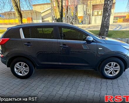 Киа Sportage, объемом двигателя 1.7 л и пробегом 215 тыс. км за 12000 $, фото 5 на Automoto.ua