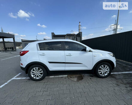 Киа Sportage, объемом двигателя 2 л и пробегом 213 тыс. км за 14000 $, фото 13 на Automoto.ua