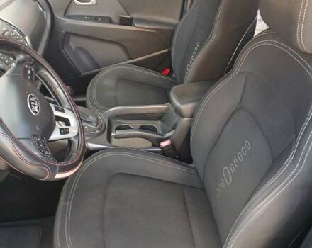 Кіа Sportage, об'ємом двигуна 0 л та пробігом 189 тис. км за 14400 $, фото 8 на Automoto.ua