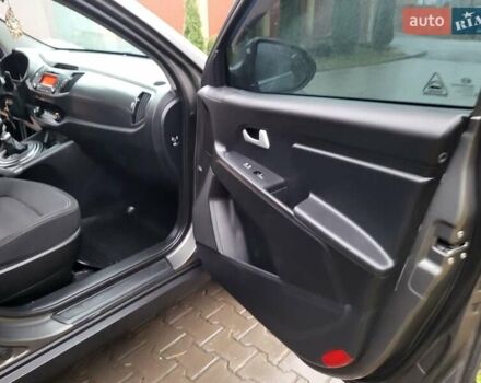 Кіа Sportage, об'ємом двигуна 1.69 л та пробігом 175 тис. км за 12300 $, фото 97 на Automoto.ua