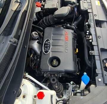 Кіа Sportage, об'ємом двигуна 1.7 л та пробігом 195 тис. км за 15000 $, фото 44 на Automoto.ua