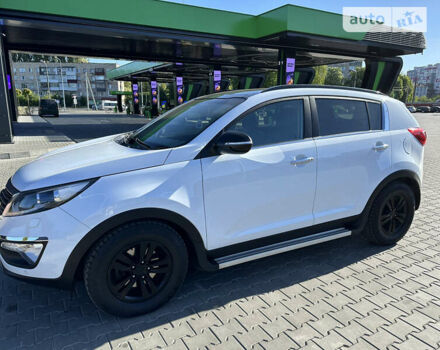 Киа Sportage, объемом двигателя 1.7 л и пробегом 202 тыс. км за 12900 $, фото 3 на Automoto.ua