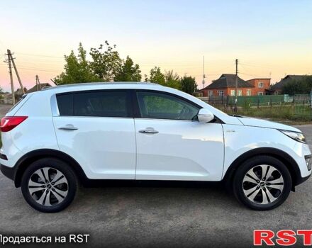 Кіа Sportage, об'ємом двигуна 2 л та пробігом 137 тис. км за 9599 $, фото 3 на Automoto.ua