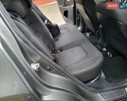 Кіа Sportage, об'ємом двигуна 1.69 л та пробігом 175 тис. км за 12300 $, фото 100 на Automoto.ua