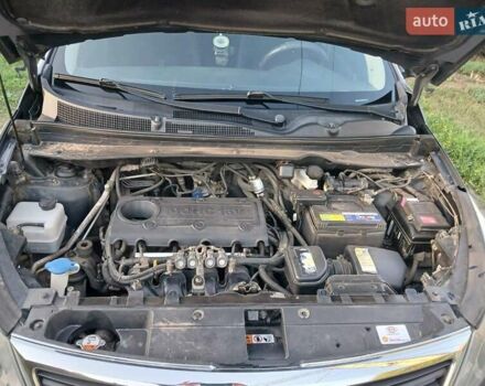 Кіа Sportage, об'ємом двигуна 0 л та пробігом 189 тис. км за 14400 $, фото 4 на Automoto.ua
