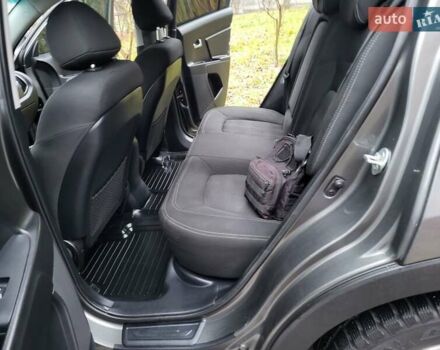 Кіа Sportage, об'ємом двигуна 1.69 л та пробігом 175 тис. км за 12300 $, фото 107 на Automoto.ua