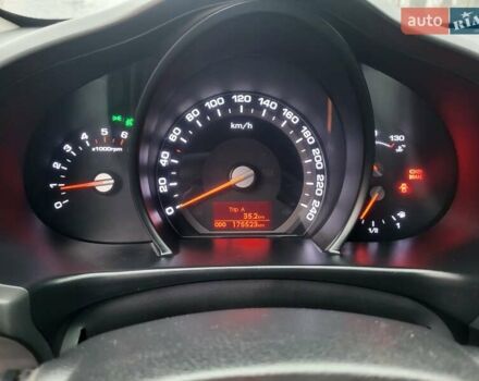 Кіа Sportage, об'ємом двигуна 1.69 л та пробігом 175 тис. км за 12300 $, фото 129 на Automoto.ua