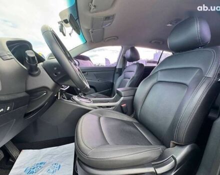 Кіа Sportage, об'ємом двигуна 2 л та пробігом 213 тис. км за 13500 $, фото 17 на Automoto.ua