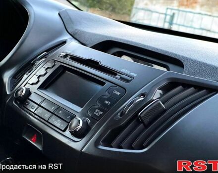Кіа Sportage, об'ємом двигуна 2 л та пробігом 137 тис. км за 11650 $, фото 8 на Automoto.ua