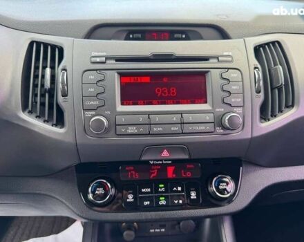 Кіа Sportage, об'ємом двигуна 2 л та пробігом 213 тис. км за 13500 $, фото 13 на Automoto.ua