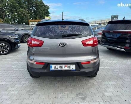 Кіа Sportage, об'ємом двигуна 2 л та пробігом 213 тис. км за 13500 $, фото 4 на Automoto.ua