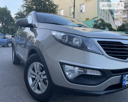 Кіа Sportage, об'ємом двигуна 1.7 л та пробігом 141 тис. км за 13950 $, фото 7 на Automoto.ua