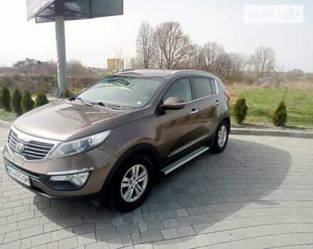 Киа Sportage, объемом двигателя 1.7 л и пробегом 250 тыс. км за 12400 $, фото 3 на Automoto.ua