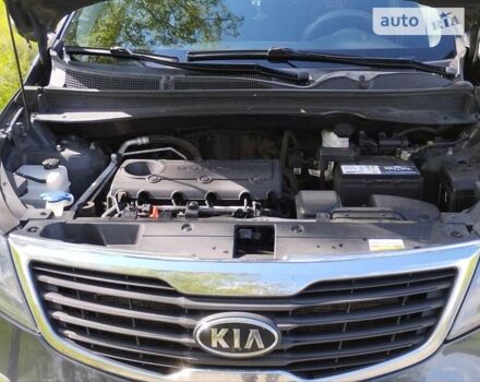 Кіа Sportage, об'ємом двигуна 2 л та пробігом 192 тис. км за 13750 $, фото 23 на Automoto.ua