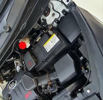 Кіа Sportage, об'ємом двигуна 1.7 л та пробігом 195 тис. км за 15000 $, фото 50 на Automoto.ua