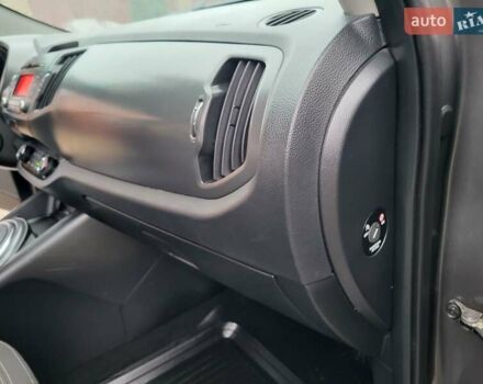 Кіа Sportage, об'ємом двигуна 1.69 л та пробігом 175 тис. км за 12300 $, фото 92 на Automoto.ua