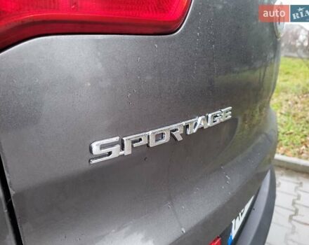 Кіа Sportage, об'ємом двигуна 1.69 л та пробігом 175 тис. км за 12300 $, фото 35 на Automoto.ua