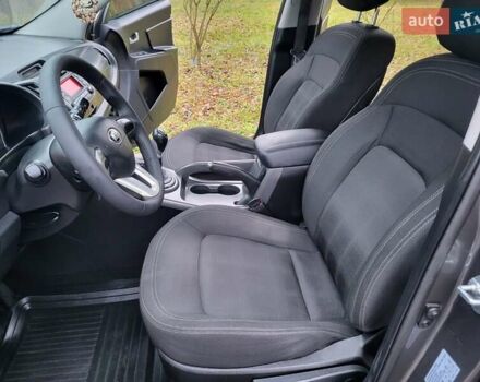 Кіа Sportage, об'ємом двигуна 1.69 л та пробігом 175 тис. км за 12300 $, фото 122 на Automoto.ua