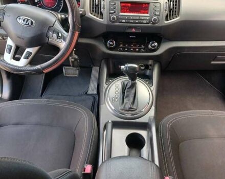 Кіа Sportage, об'ємом двигуна 0 л та пробігом 189 тис. км за 14400 $, фото 7 на Automoto.ua