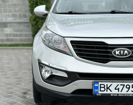 Киа Sportage, объемом двигателя 1.7 л и пробегом 214 тыс. км за 11799 $, фото 11 на Automoto.ua