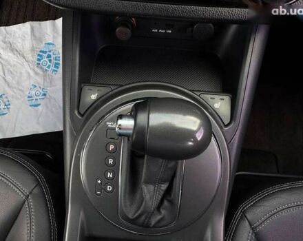 Кіа Sportage, об'ємом двигуна 2 л та пробігом 213 тис. км за 13500 $, фото 15 на Automoto.ua