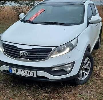 Киа Sportage, объемом двигателя 1.7 л и пробегом 236 тыс. км за 13300 $, фото 5 на Automoto.ua