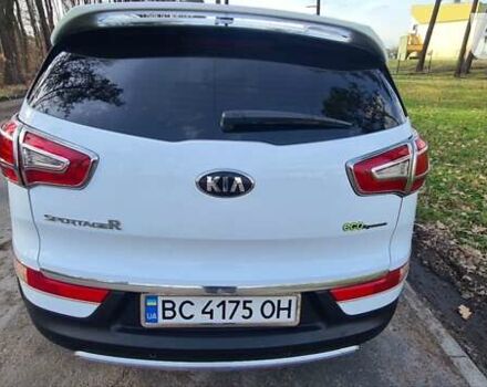 Киа Sportage, объемом двигателя 1.7 л и пробегом 195 тыс. км за 15000 $, фото 18 на Automoto.ua