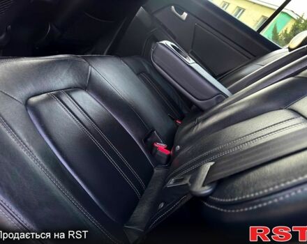 Кіа Sportage, об'ємом двигуна 2 л та пробігом 137 тис. км за 11650 $, фото 6 на Automoto.ua