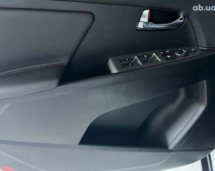 Кіа Sportage, об'ємом двигуна 2 л та пробігом 194 тис. км за 14500 $, фото 10 на Automoto.ua