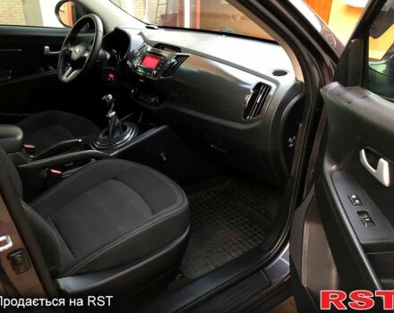 Кіа Sportage, об'ємом двигуна 1.7 л та пробігом 216 тис. км за 11850 $, фото 4 на Automoto.ua
