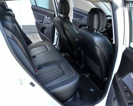 Киа Sportage, объемом двигателя 1.7 л и пробегом 184 тыс. км за 11600 $, фото 27 на Automoto.ua